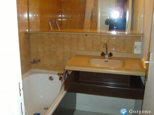 Photo n&deg;4 de :Appartement 2 pi�ces face chaine Mt Blanc,wifi