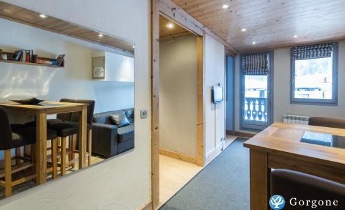 Photo n°5 de :t2 moderne chamonix *** meubles dpart aiguille du midi parking wifi