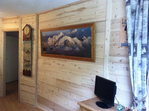 Photo n°4 de :location appartement renove a neuf face chaine mt blanc