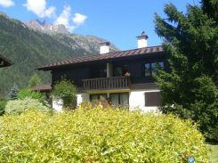 chalet côté sud cliquez ici pour agrandir les photos de cette location à chamonix